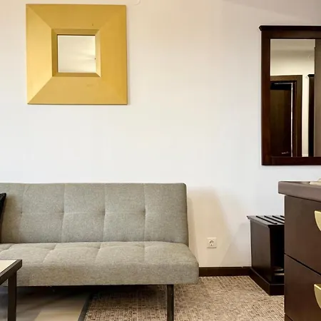 Royal - Private - Center Of Sunny Apartmán